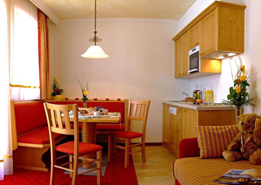 Landhaus & Appartementhaus Haussteiner Dorfgastein Habitación foto